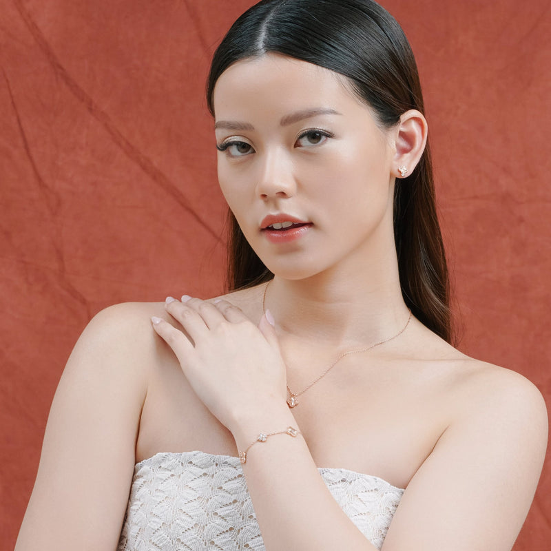 Maris Foilette Necklace